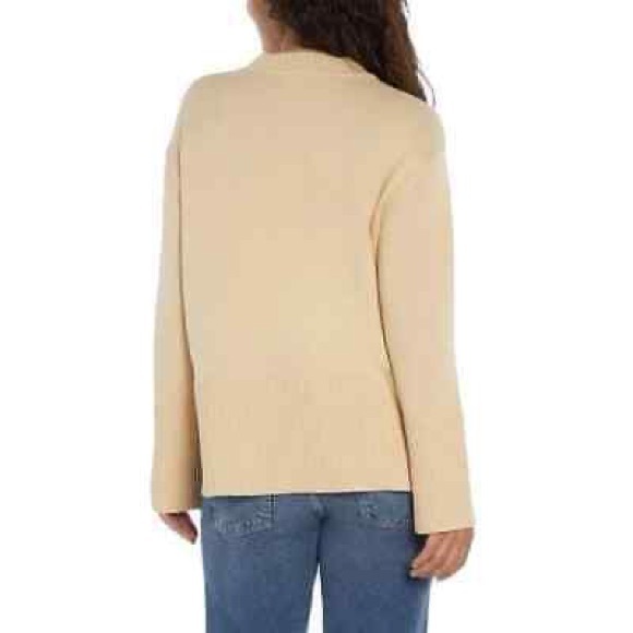 NWOT GAP Women's Cream Crew Neck Sweater PTP: 21”-23” - Picture 3 of 7